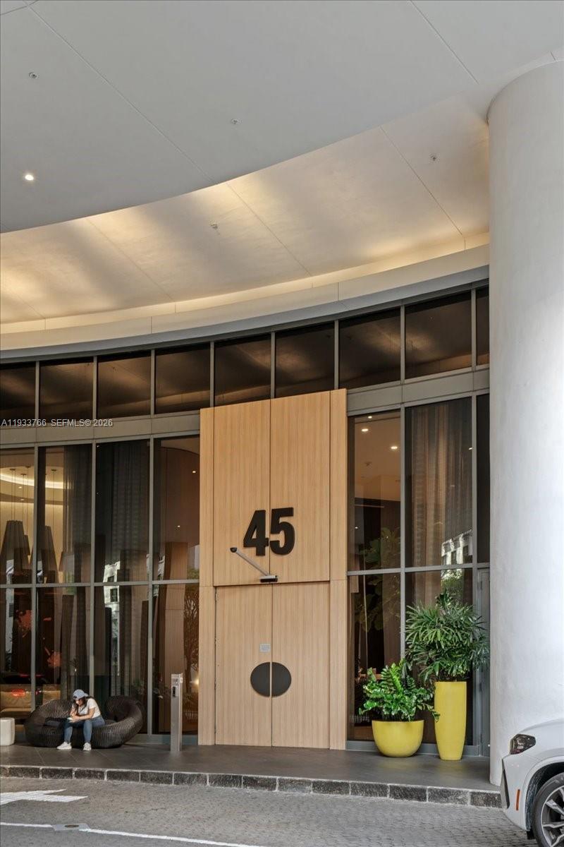 image Brickell Heights East26