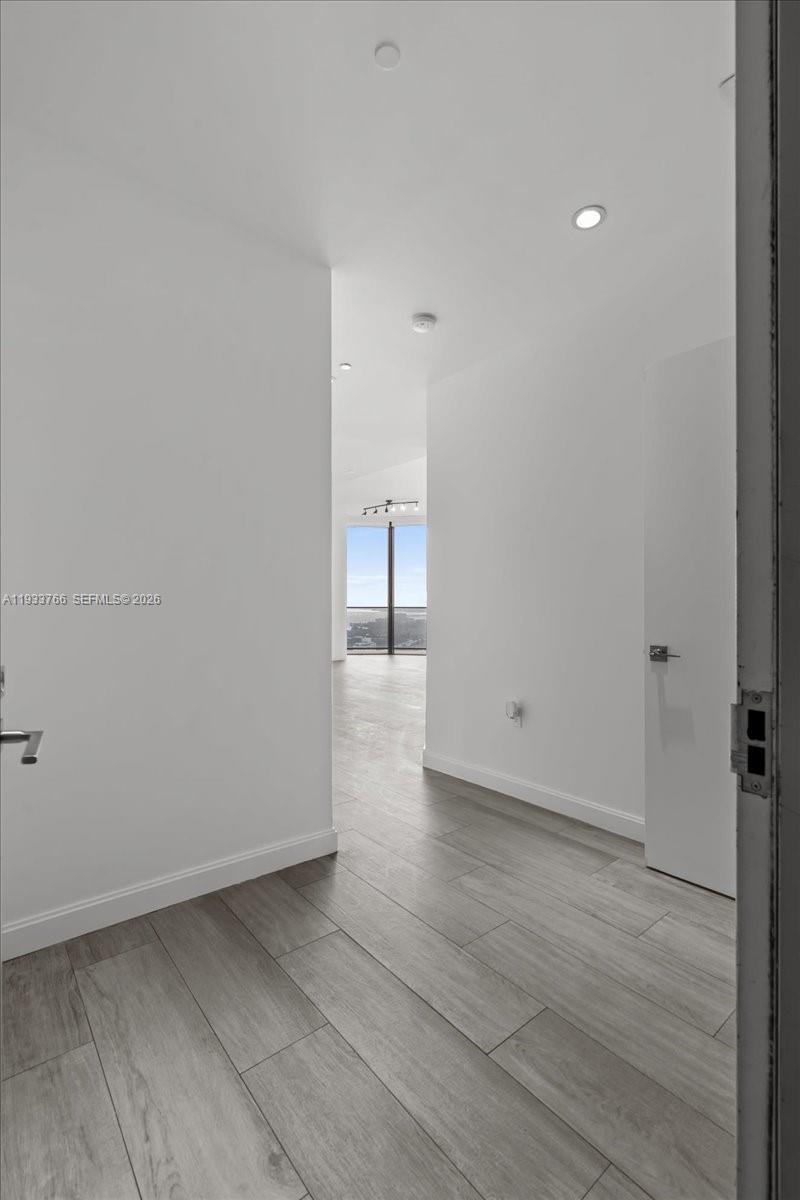 image Brickell Heights East30