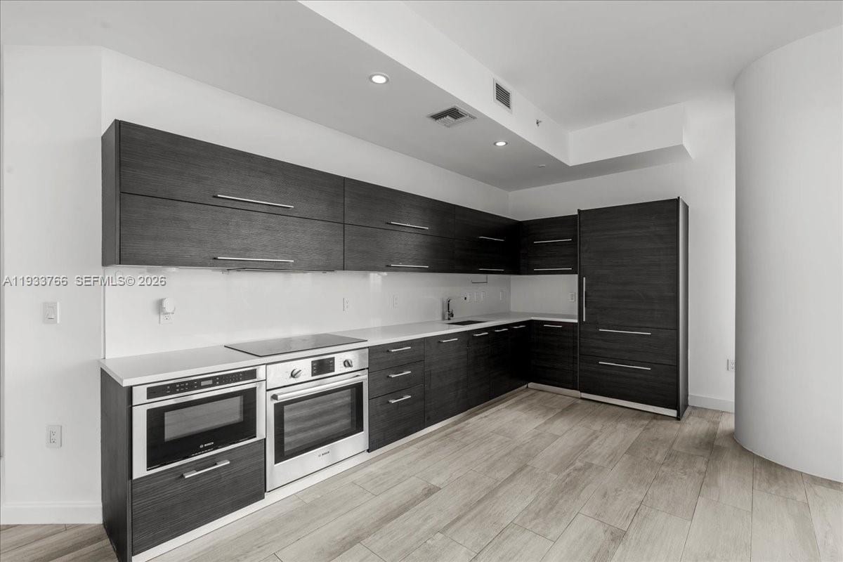 image Brickell Heights East32