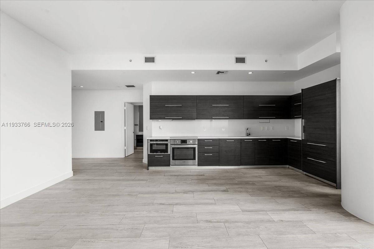 image Brickell Heights East35