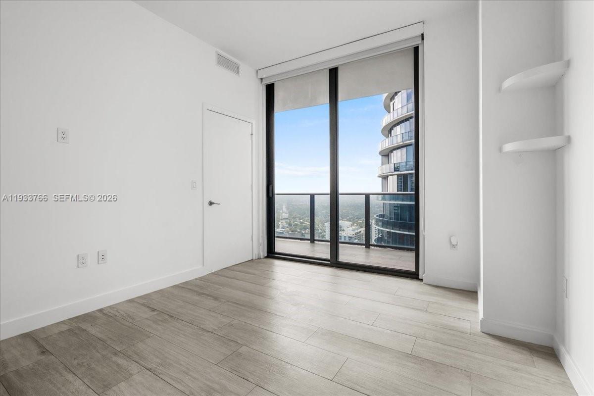 image Brickell Heights East48