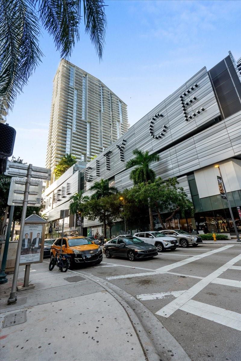 image Brickell Heights East64