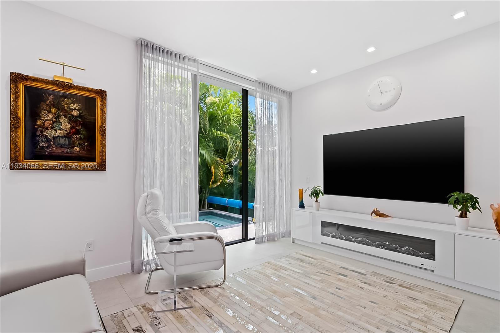 311 SE 189th St Sunny Isles Beach, FL 33160