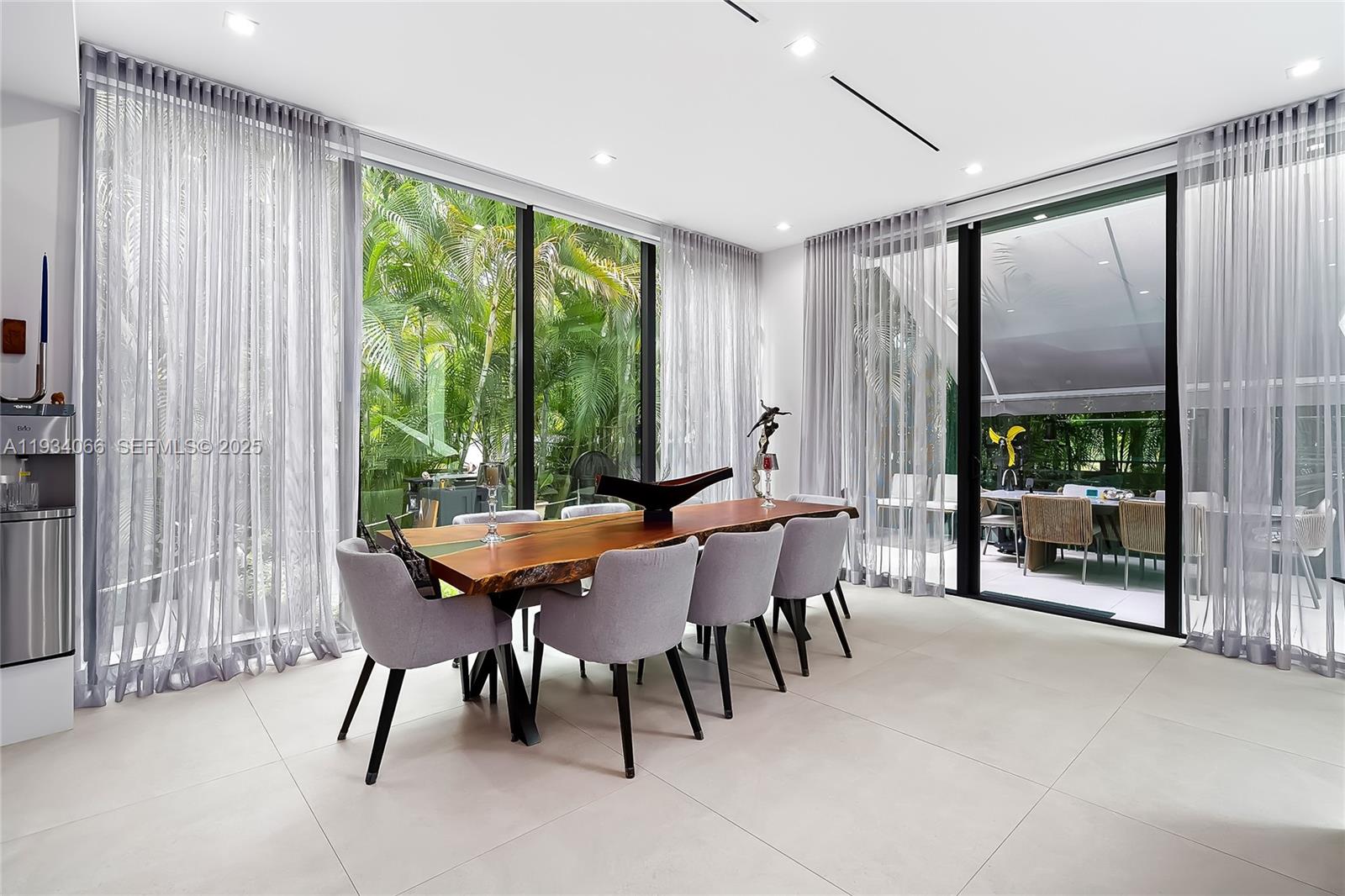 311 SE 189th St Sunny Isles Beach, FL 33160