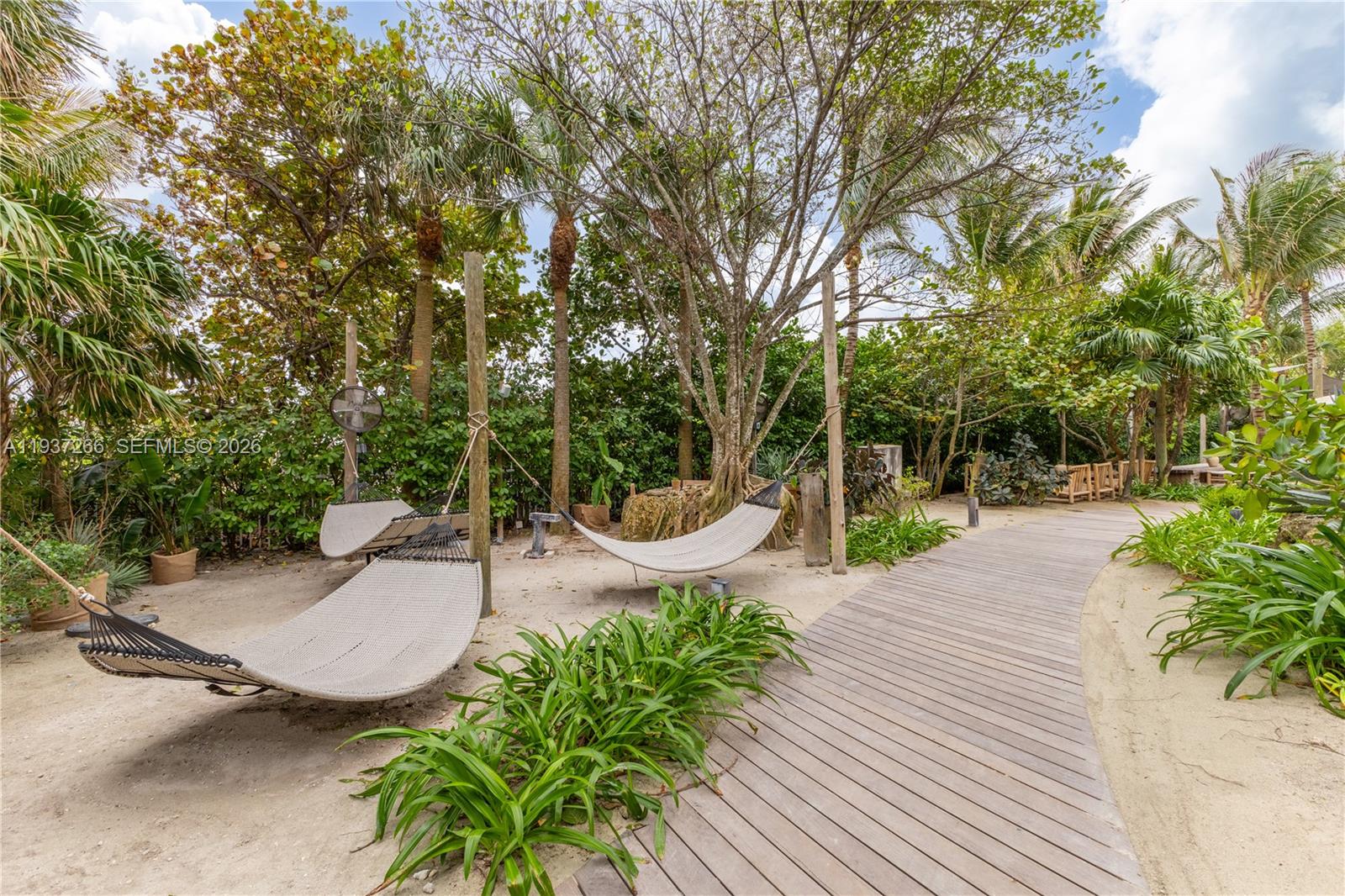 2301 Collins Ave #1038/1039 Miami Beach, FL 33139