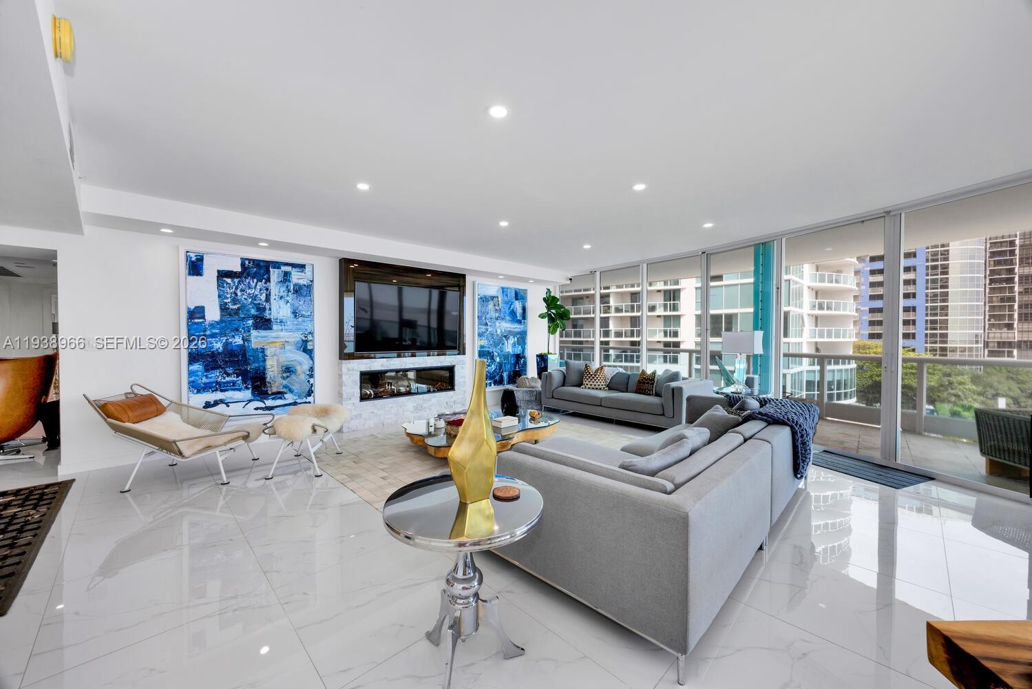 image Bristol Tower Condo7