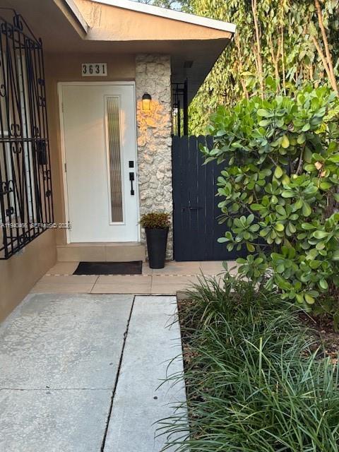 3631 SW 26th St #3631