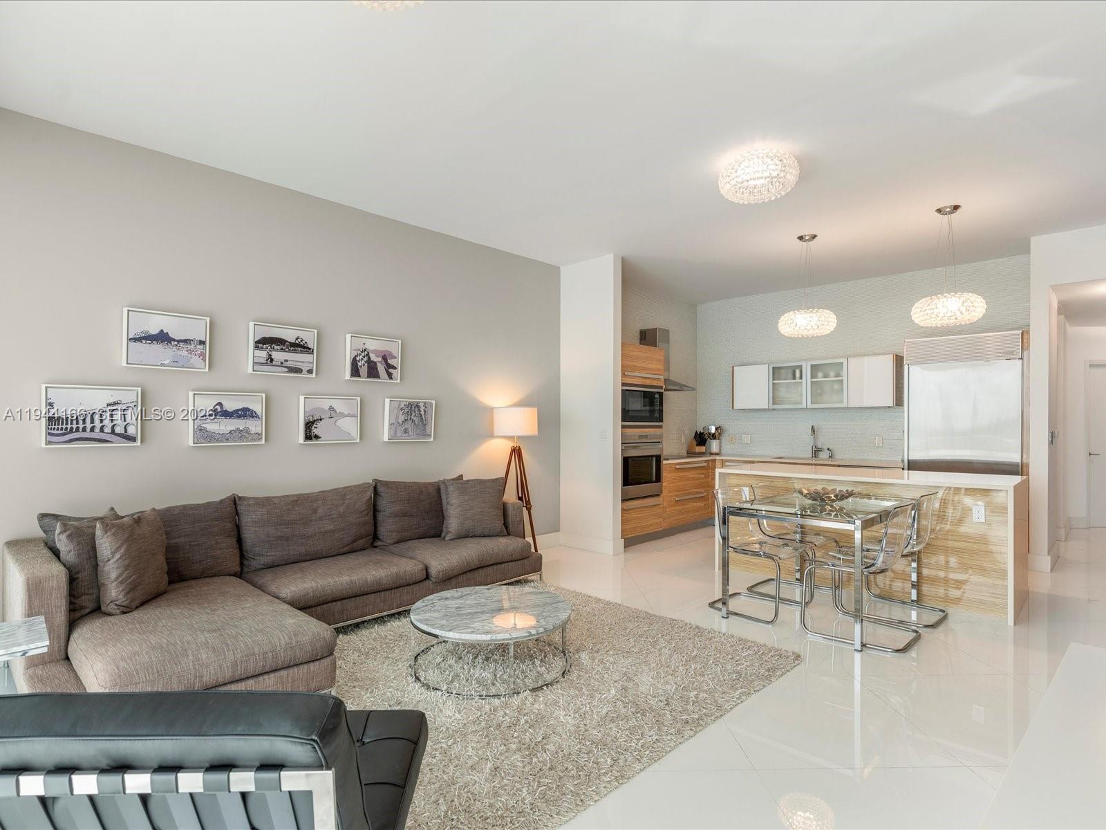 image Paramount Bay Condo10