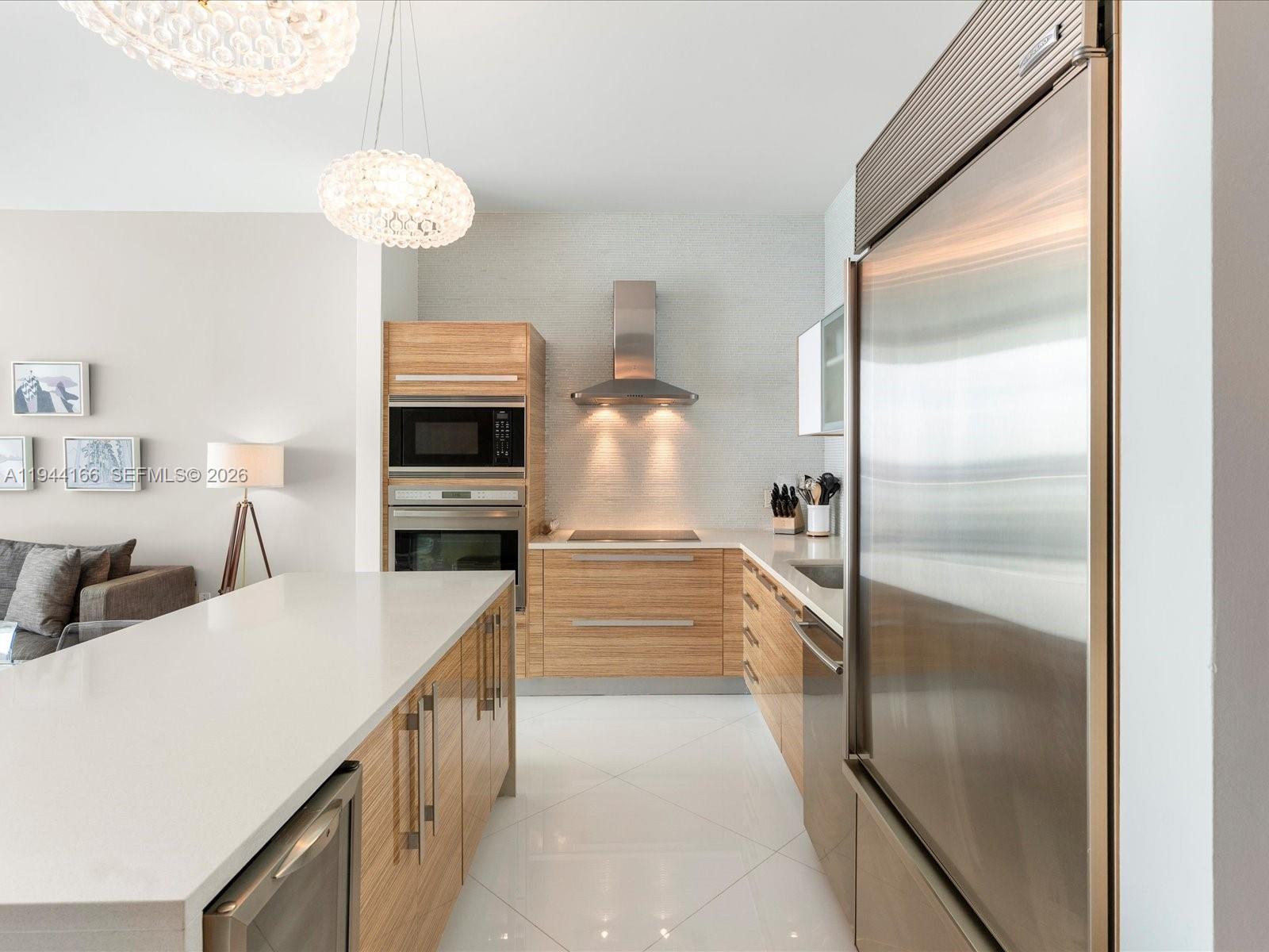 image Paramount Bay Condo14