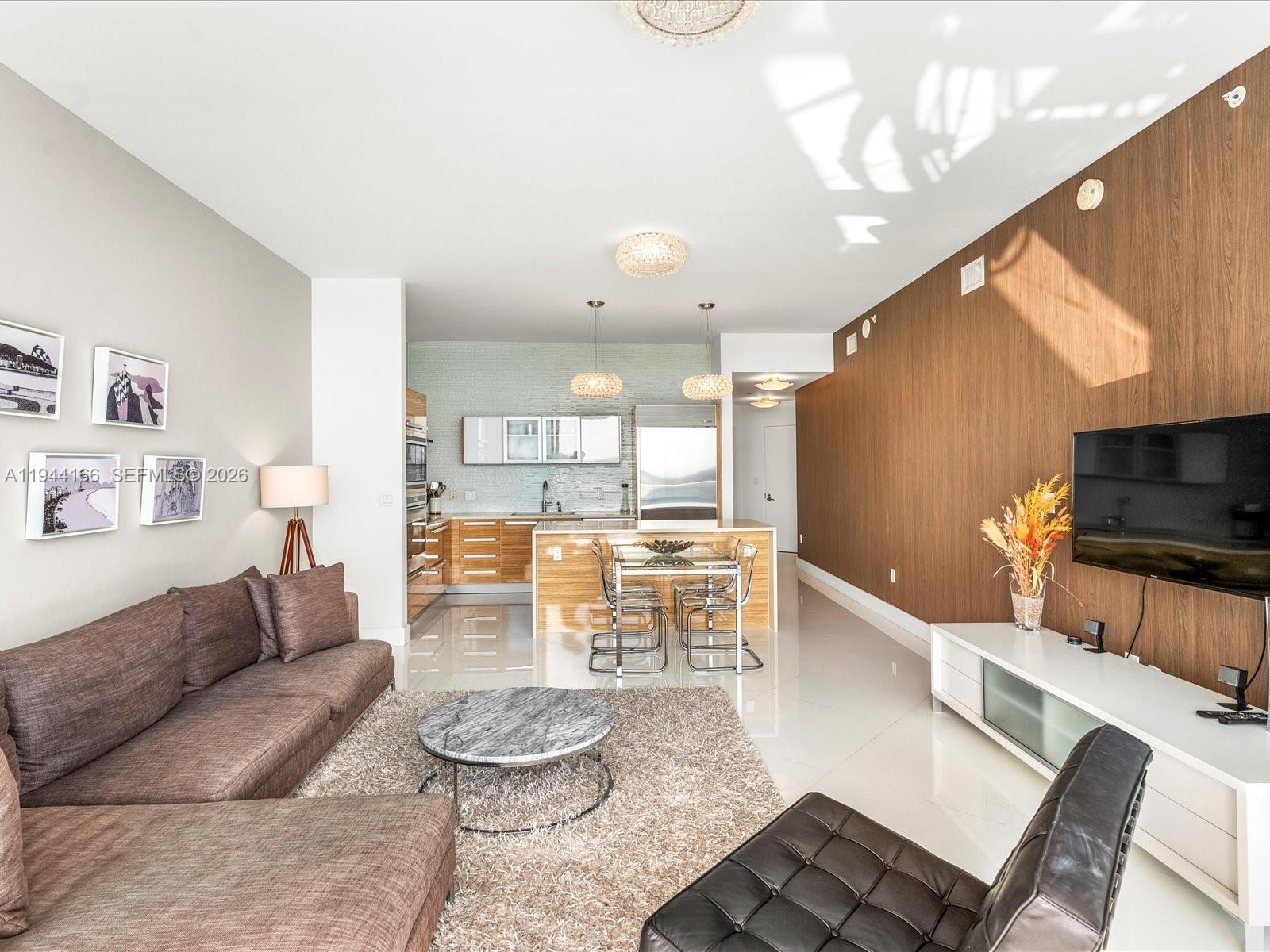 image Paramount Bay Condo17