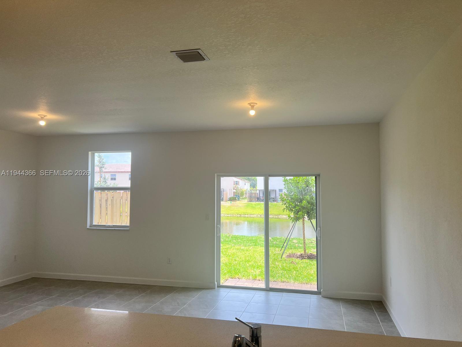 12560 NW 22nd Pl Miami, FL 33167