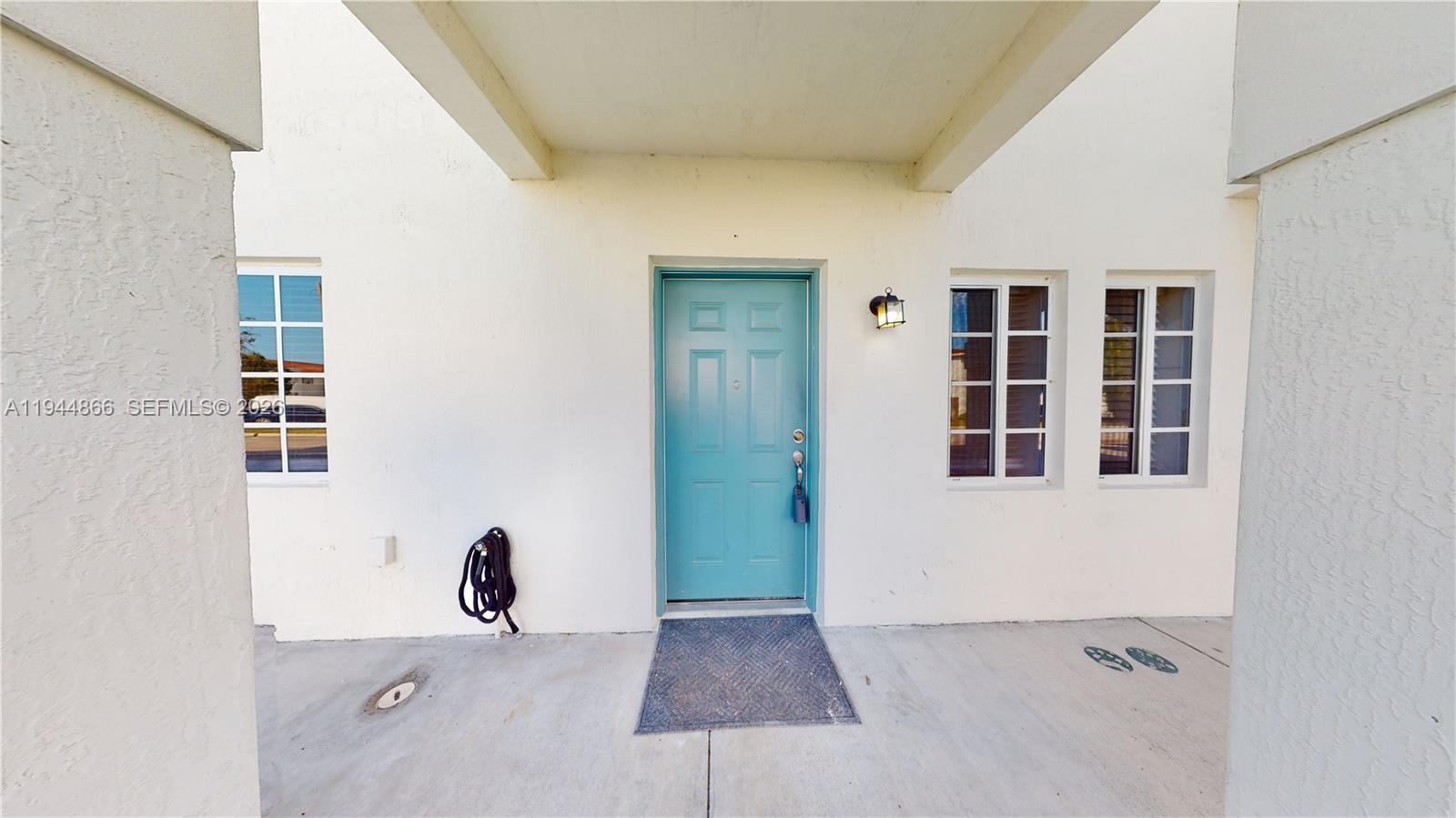 618 SW 2nd Pl Florida City, FL 33034