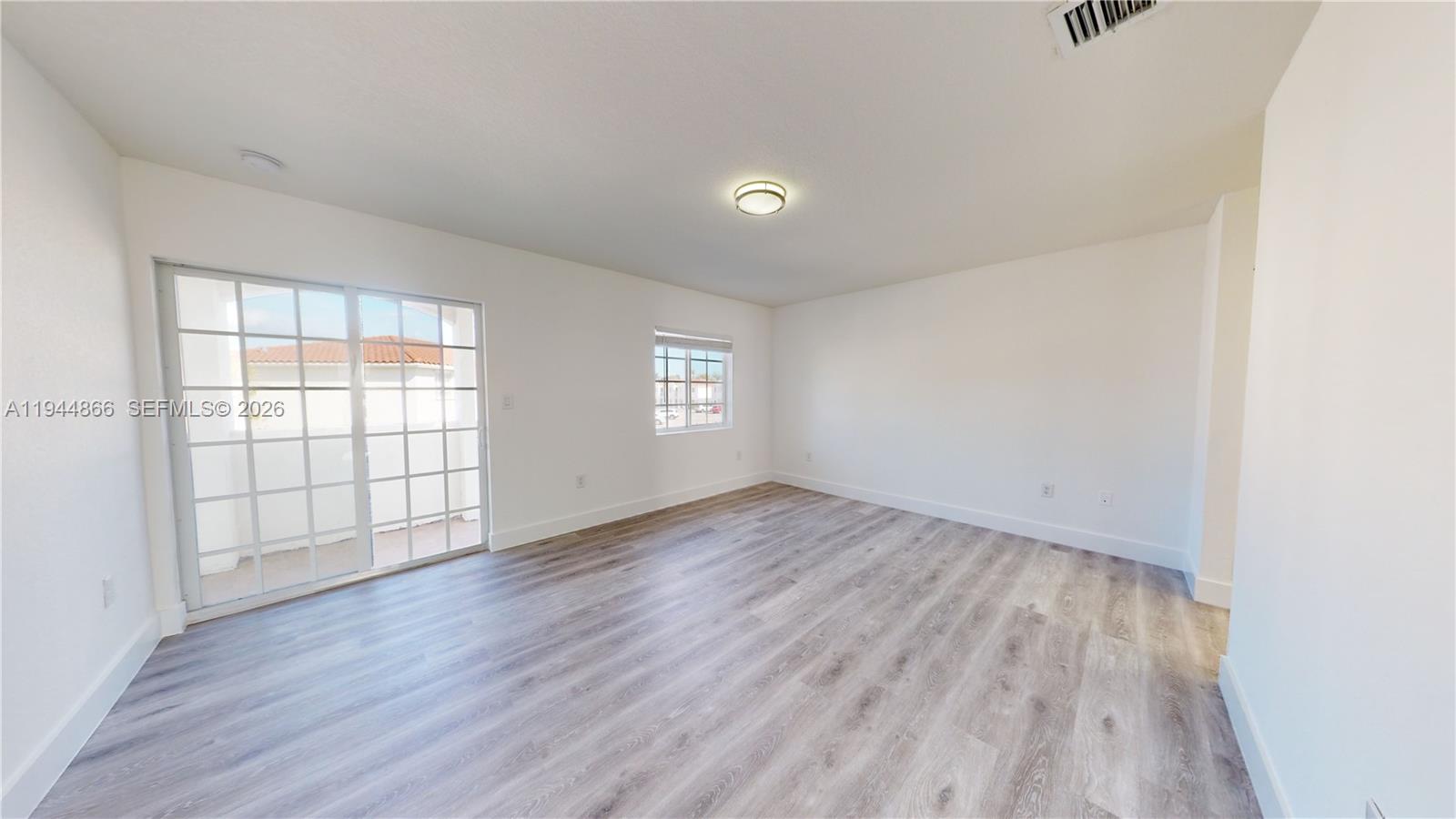 618 SW 2nd Pl Florida City, FL 33034