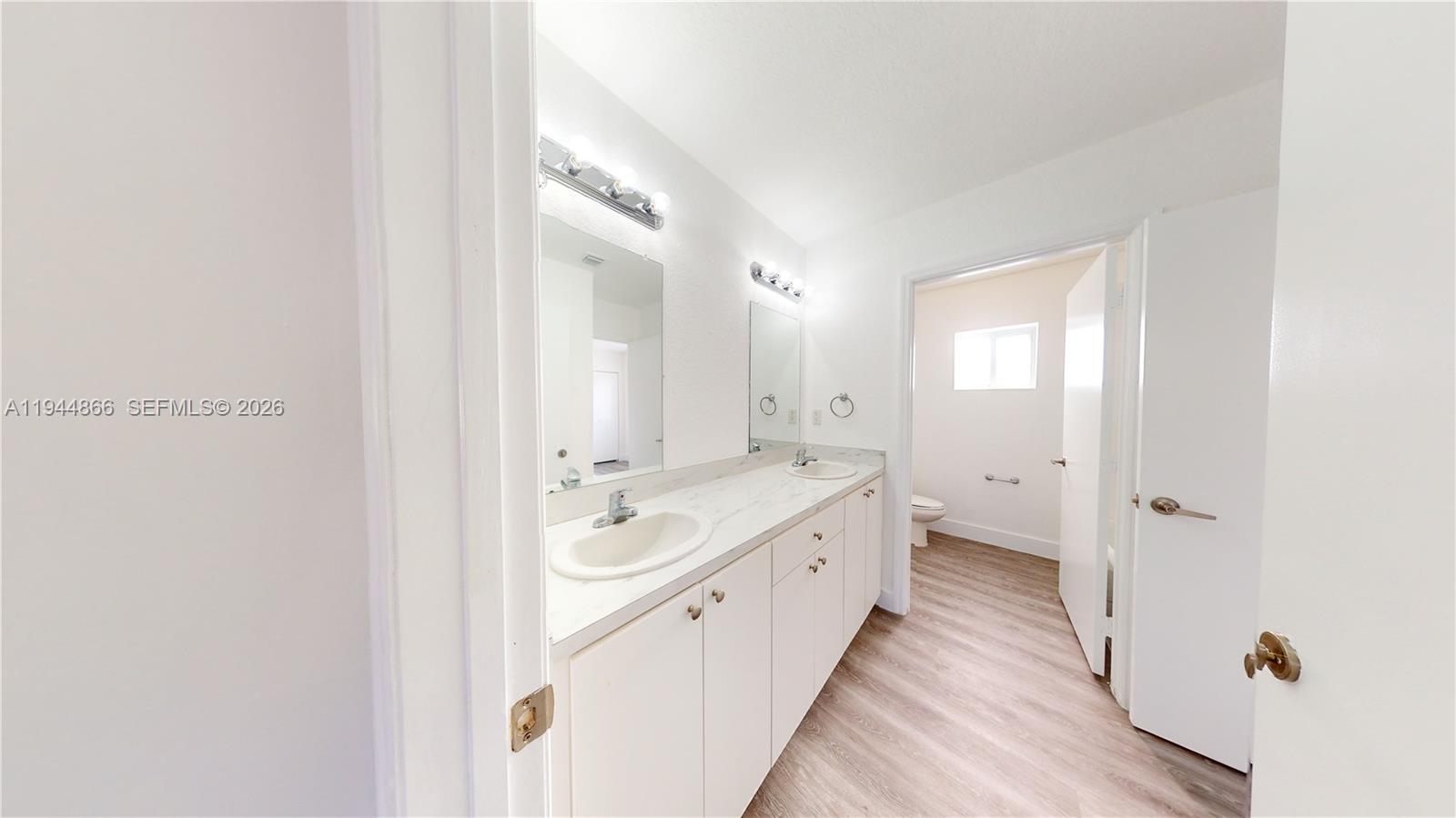 618 SW 2nd Pl Florida City, FL 33034