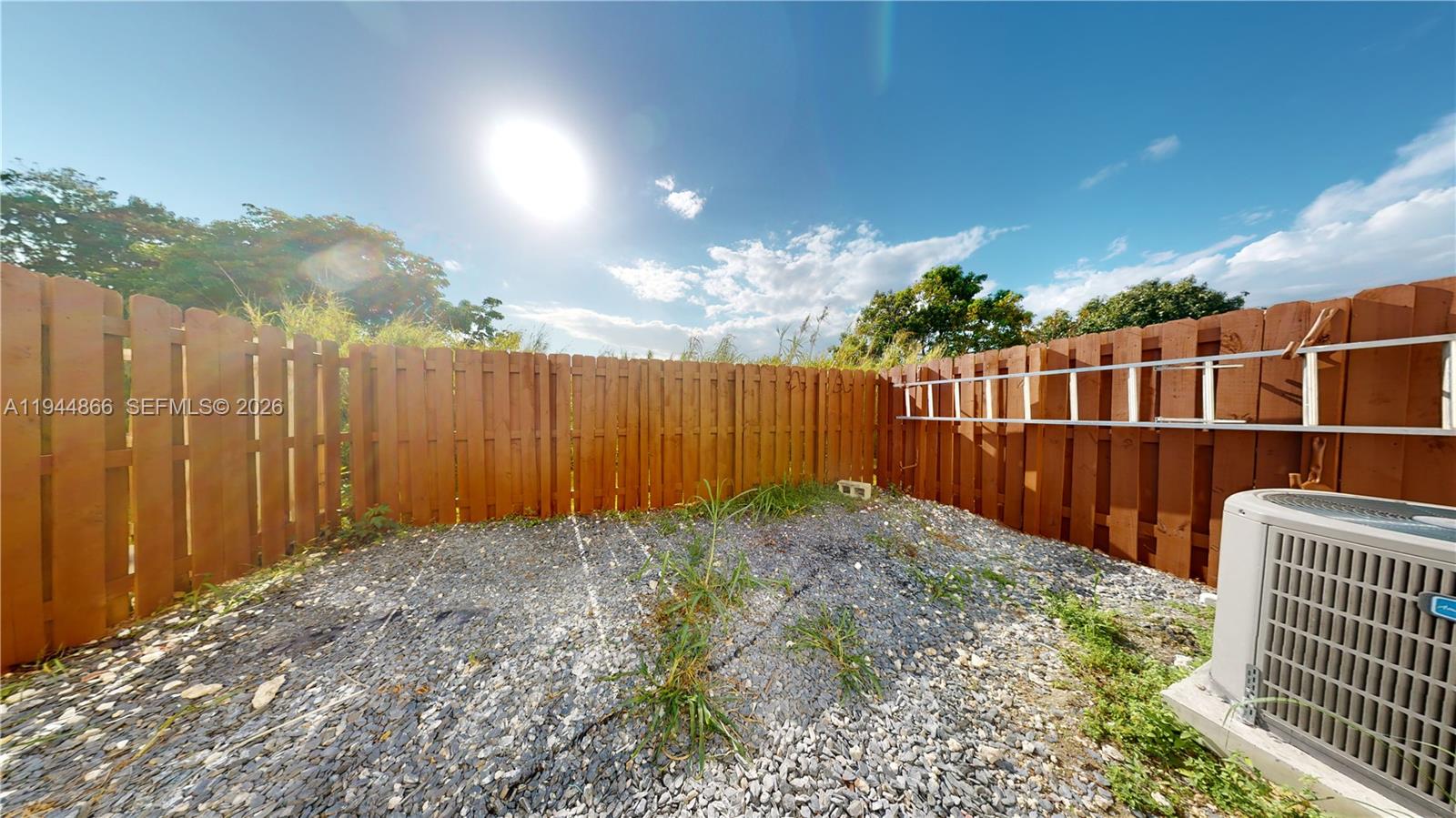 618 SW 2nd Pl Florida City, FL 33034