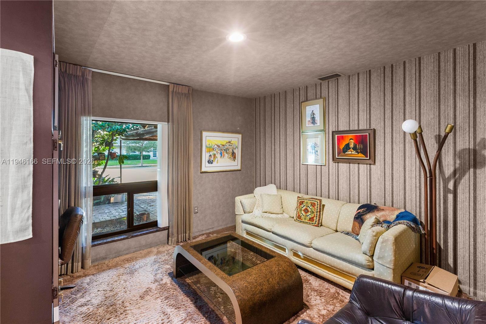 8115 SW 92nd Ct Miami, FL 33173