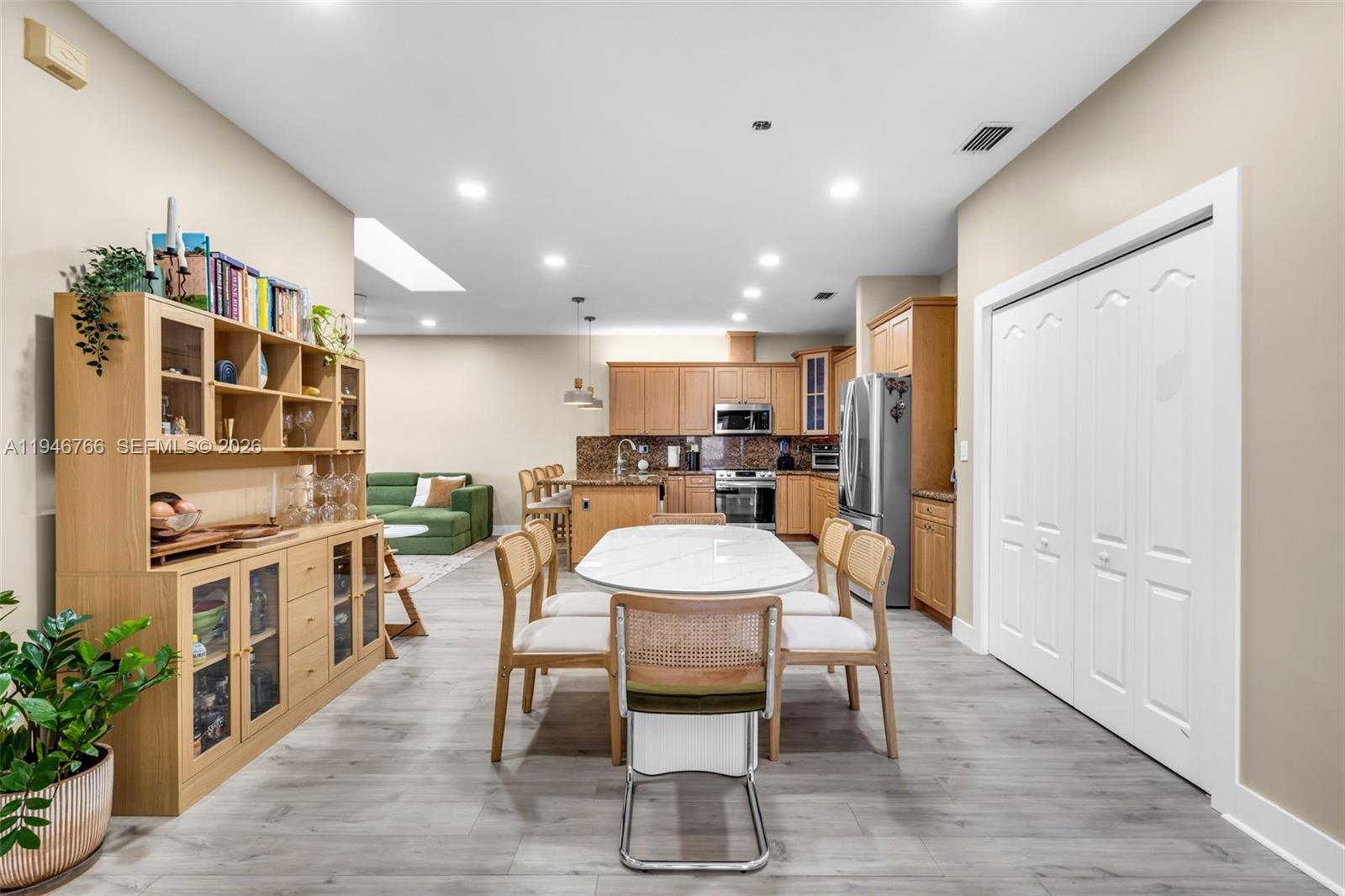 8781 NW 148th Ter Miami Lakes, FL 33018