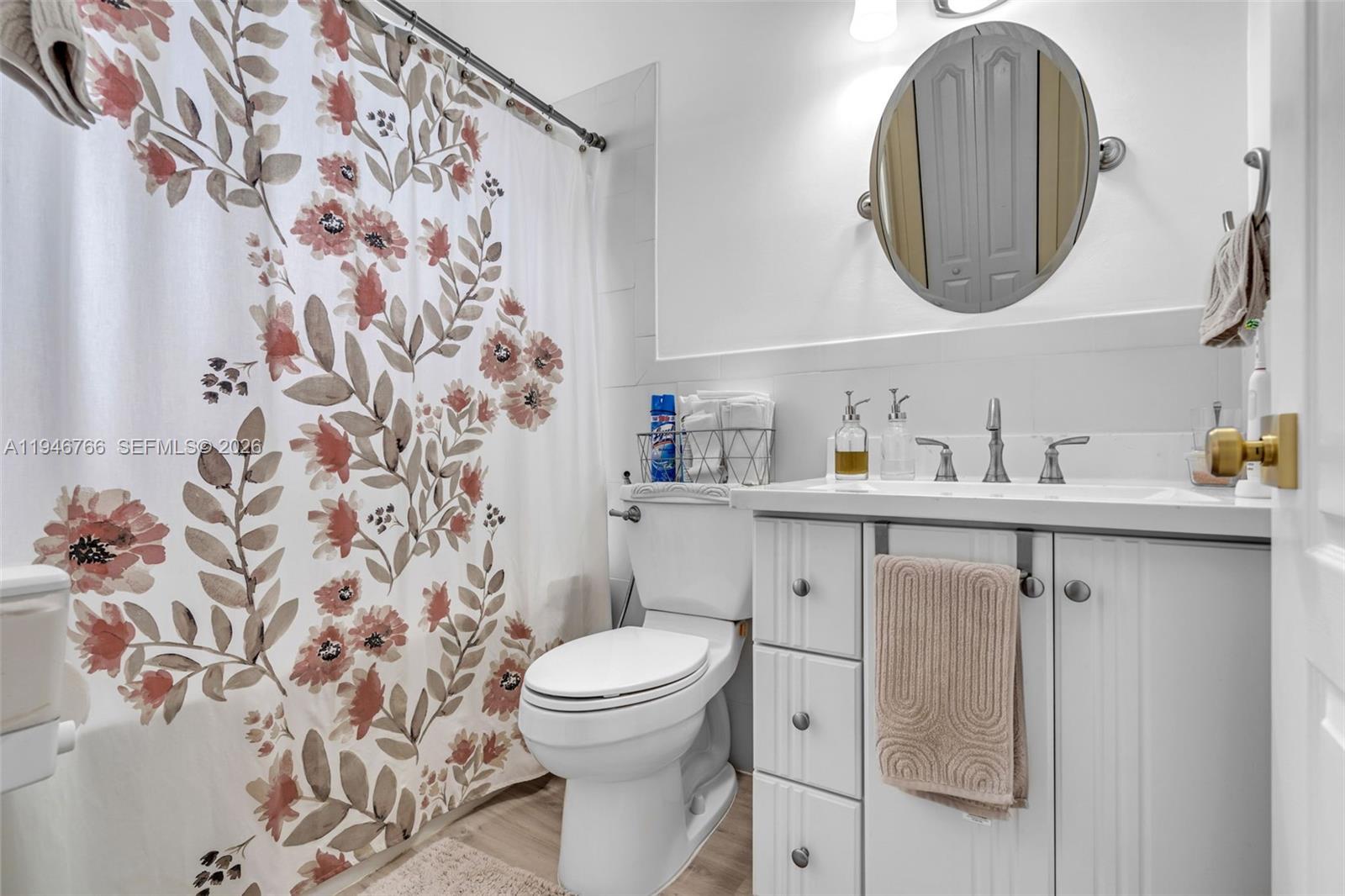 8781 NW 148th Ter Miami Lakes, FL 33018