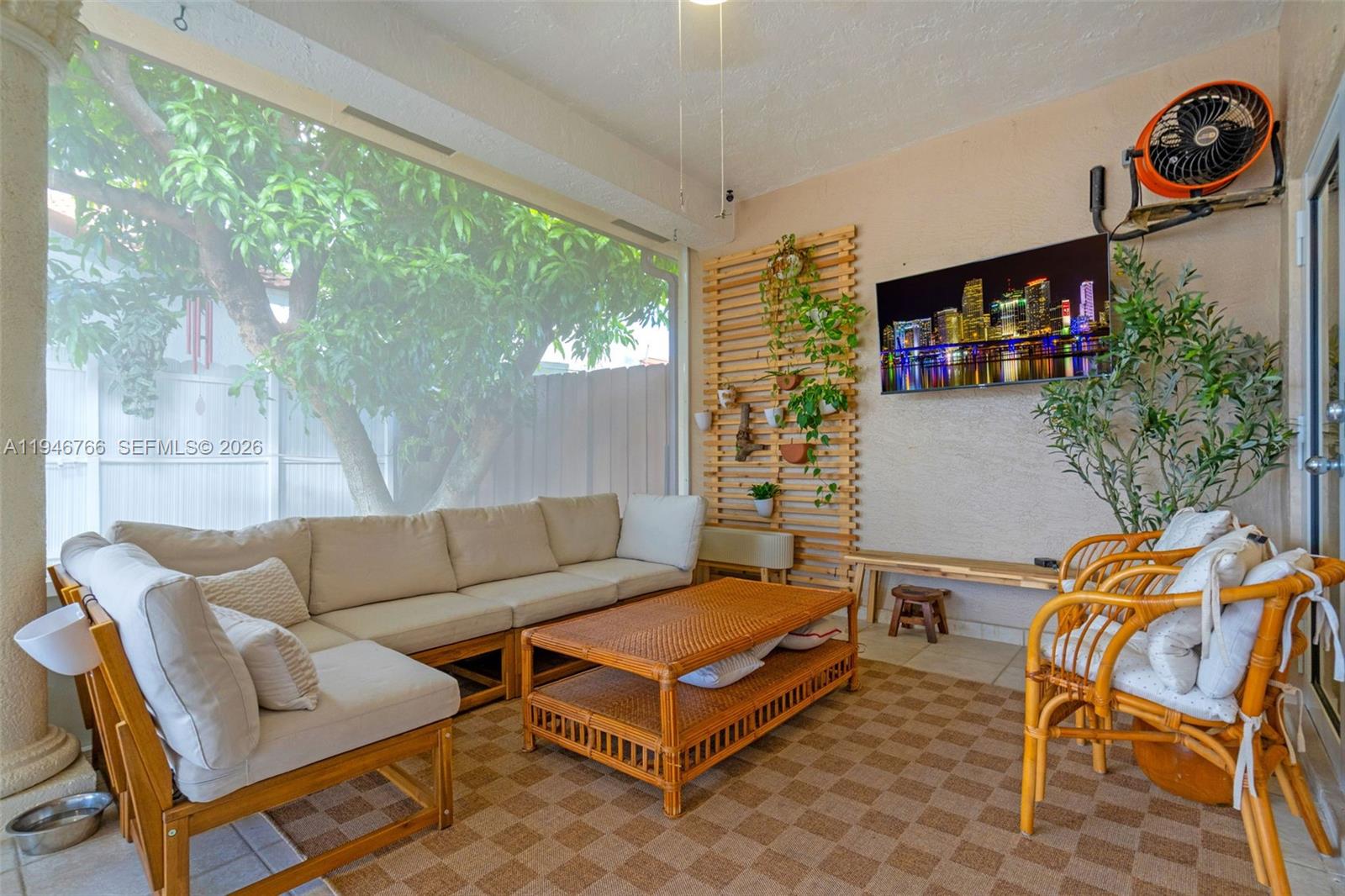 8781 NW 148th Ter Miami Lakes, FL 33018