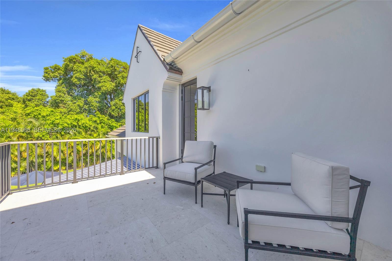 44 S Beach Rd Hobe Sound, FL 33455