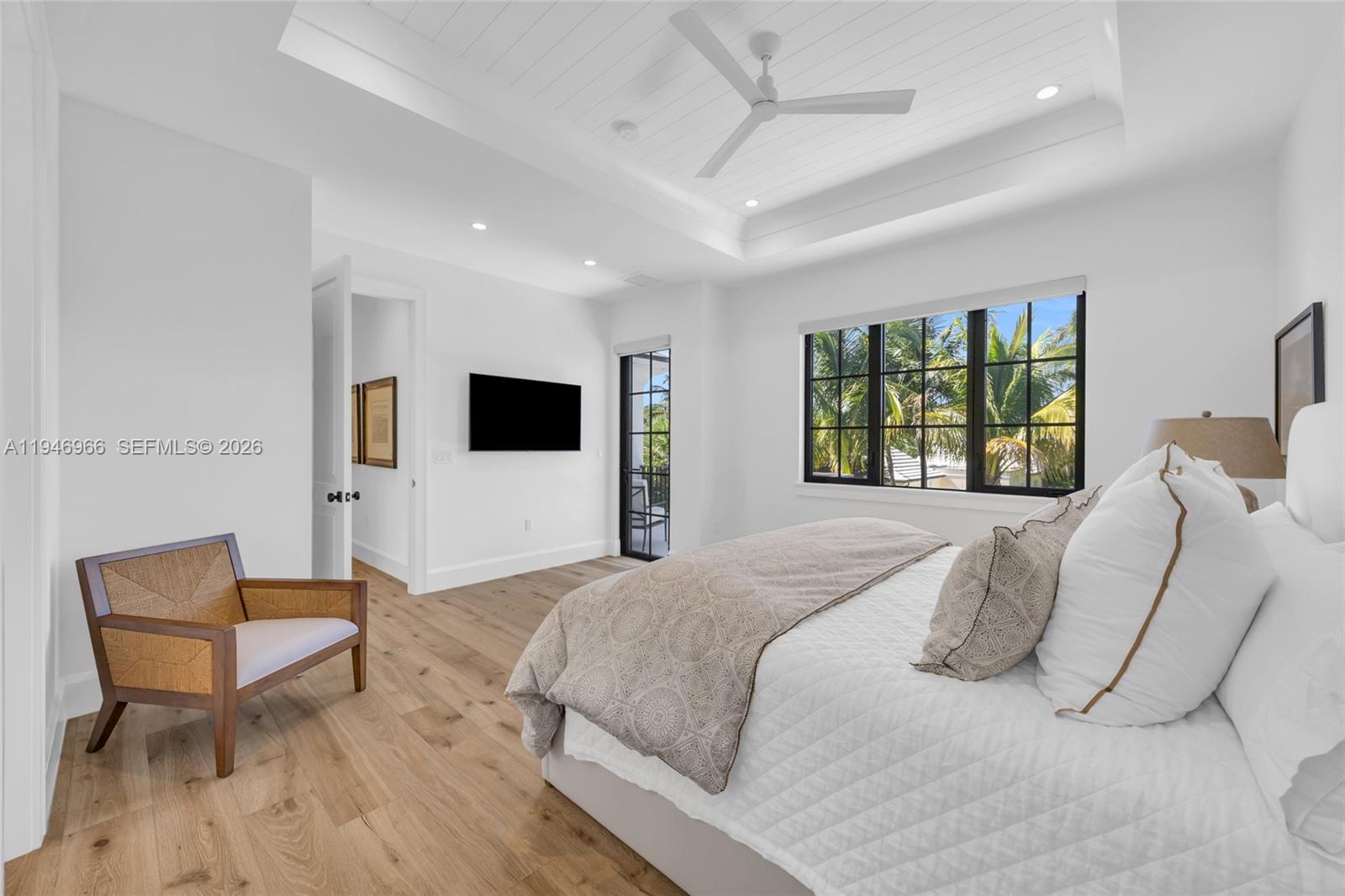 44 S Beach Rd Hobe Sound, FL 33455