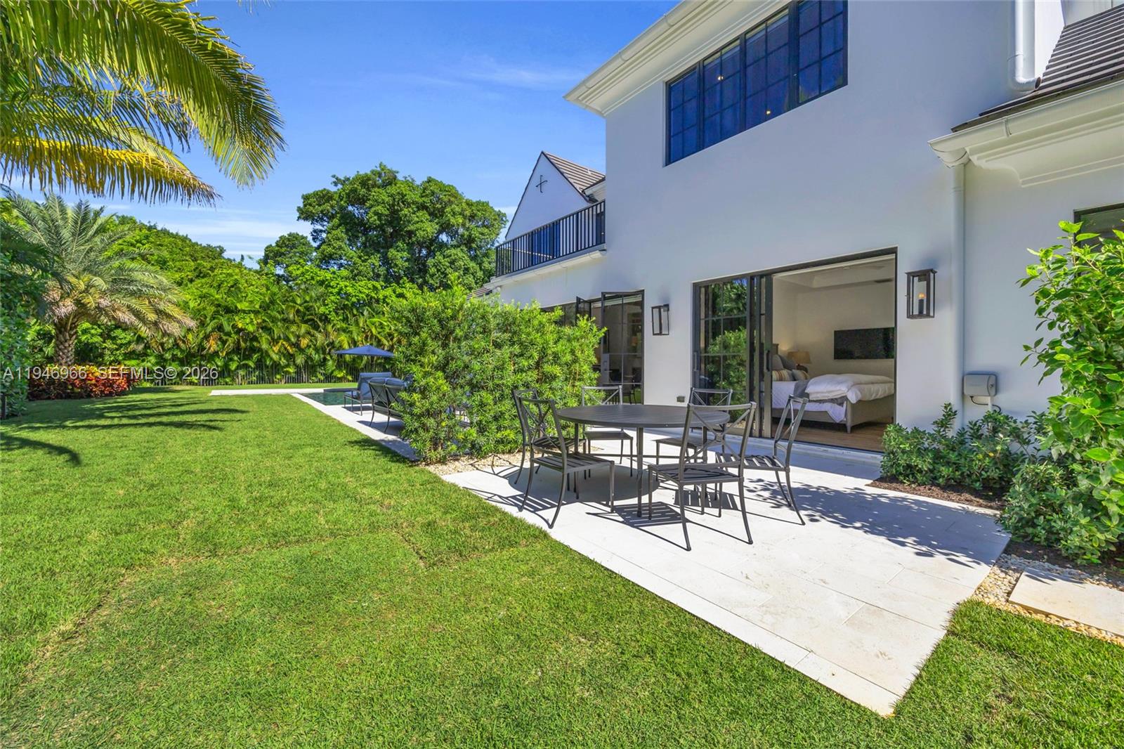 44 S Beach Rd Hobe Sound, FL 33455