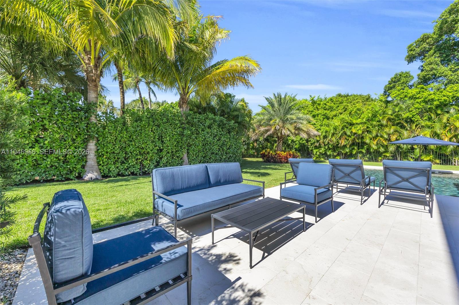 44 S Beach Rd Hobe Sound, FL 33455