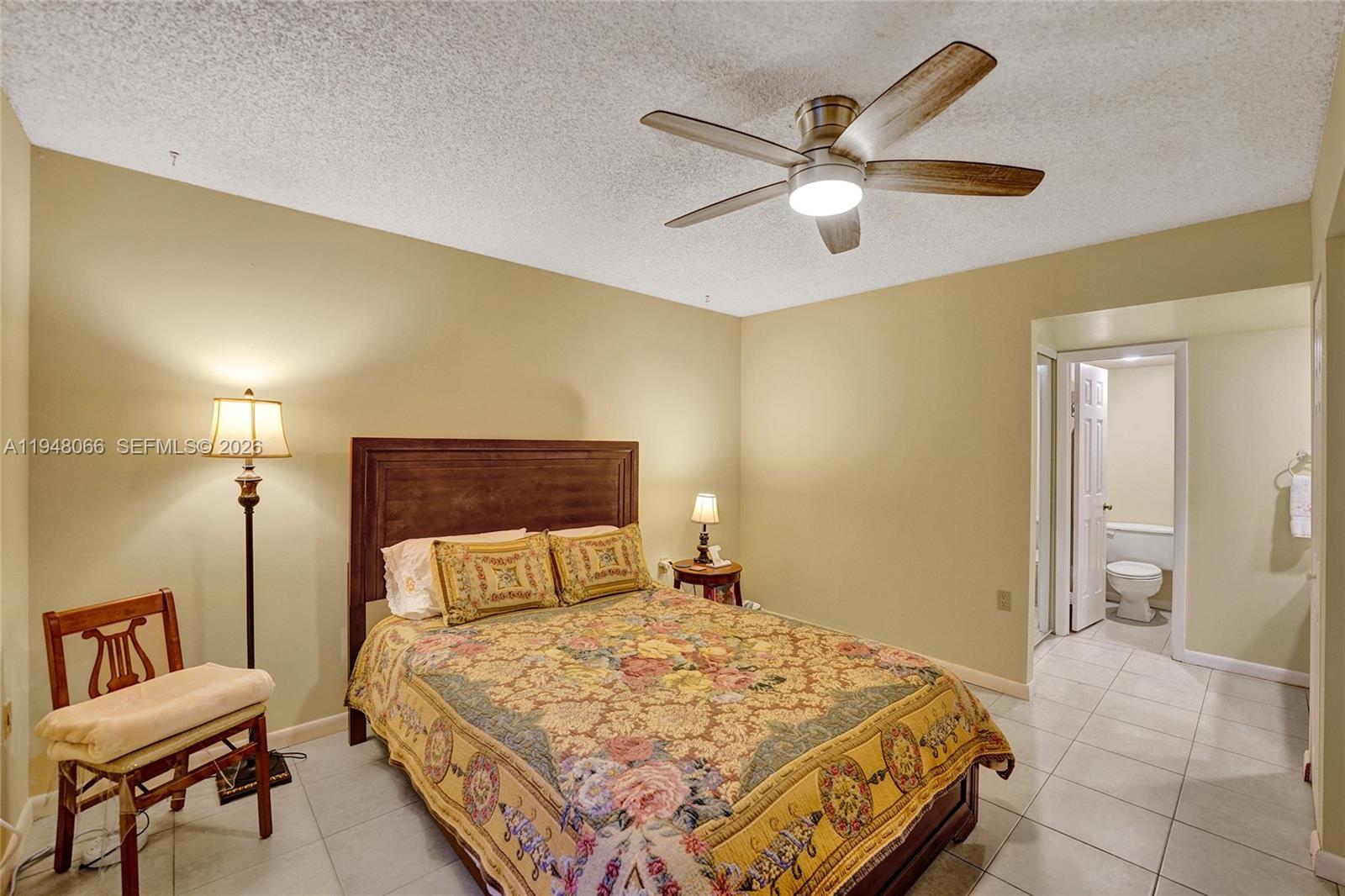 1713 Whitehall Dr #304 Davie, FL 33324