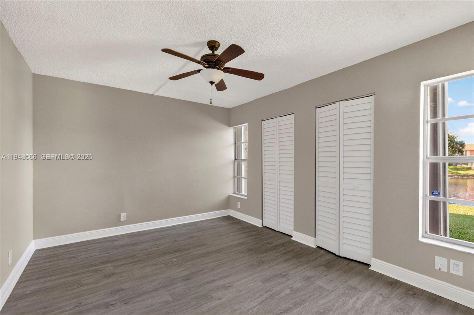 908 Twin Lks Dr #8-C Coral Springs, FL 33071