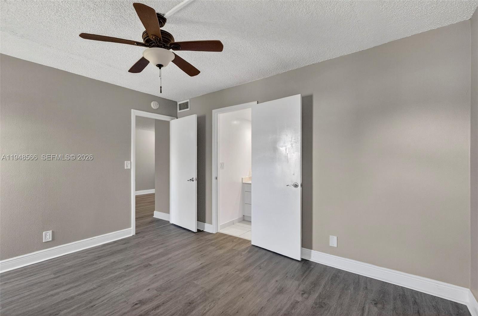 908 Twin Lks Dr #8-C Coral Springs, FL 33071