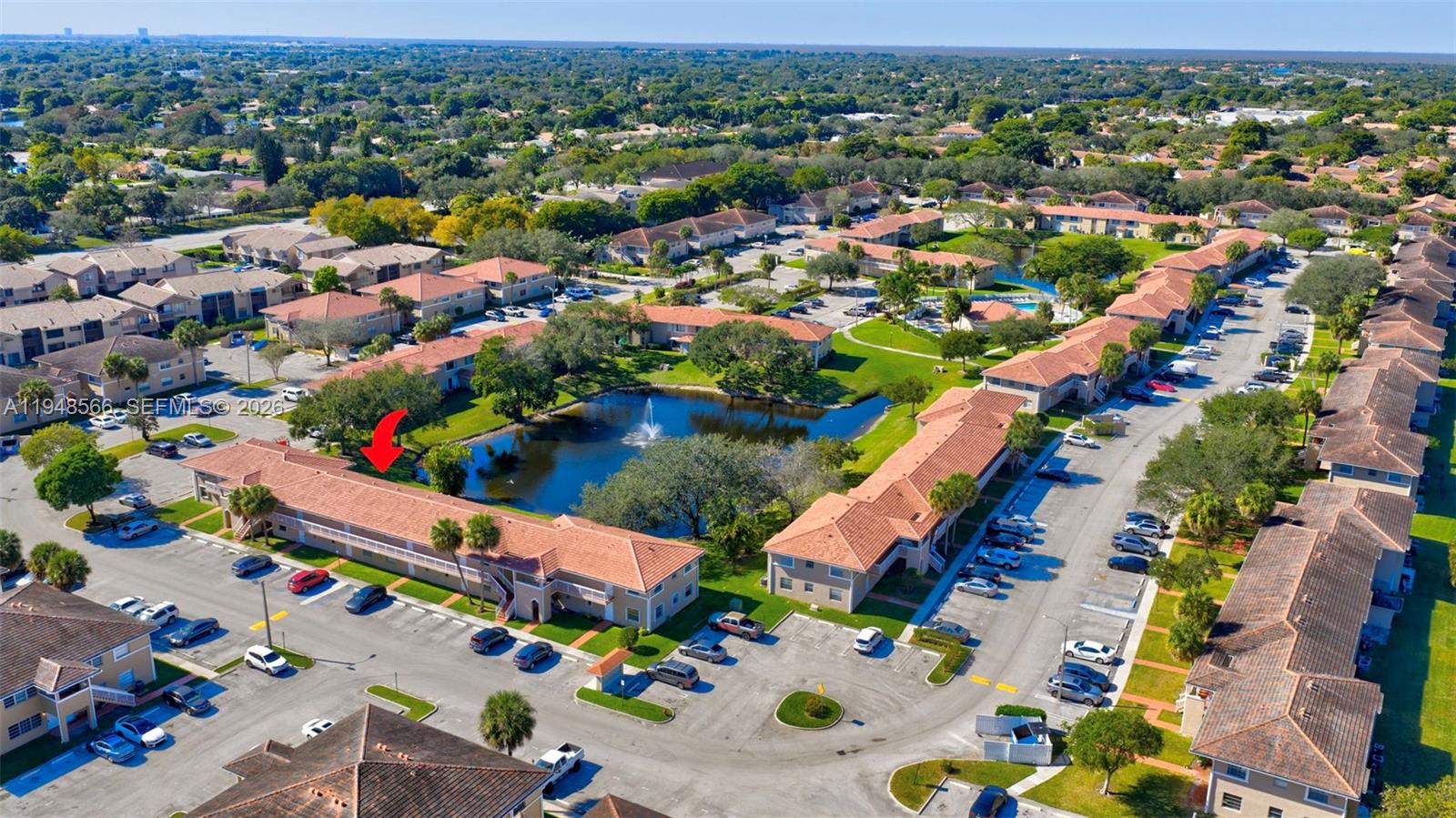 908 Twin Lks Dr #8-C Coral Springs, FL 33071