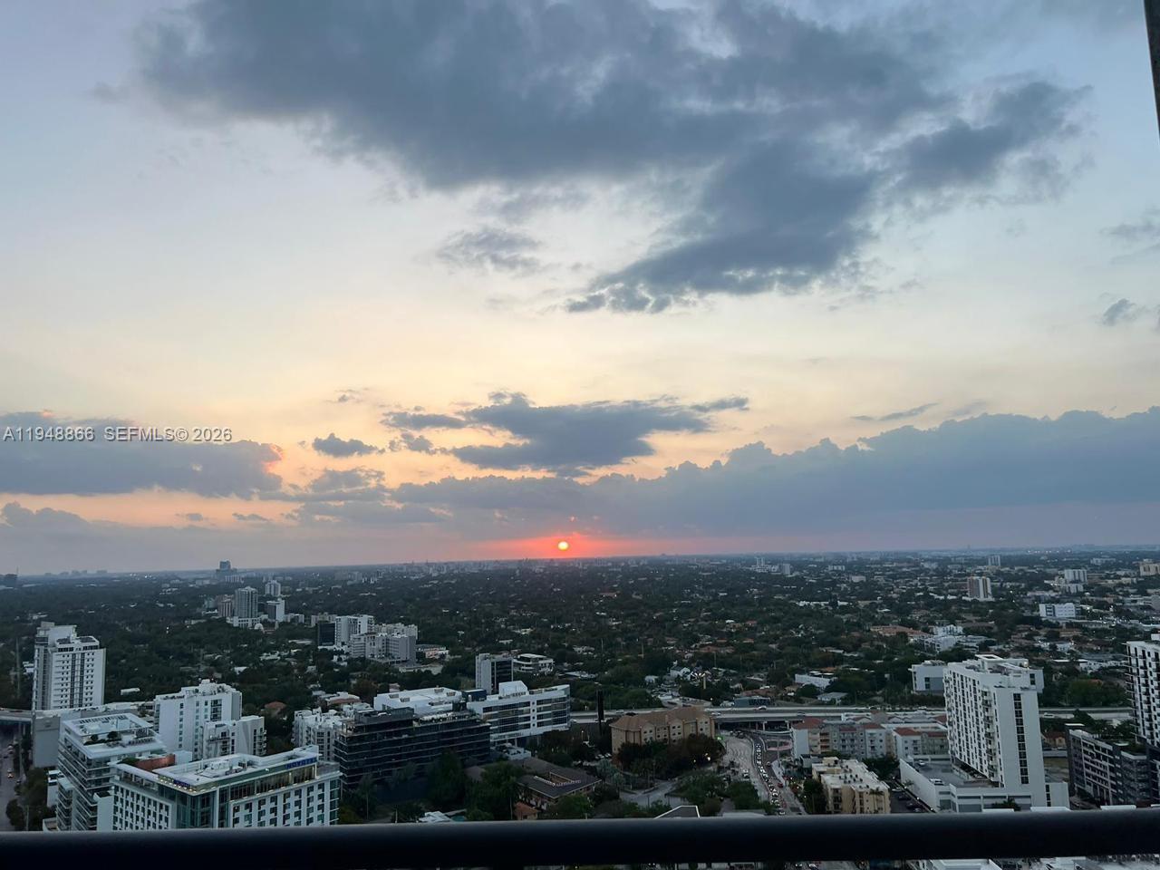 60 SW 13th St #3013 Miami, FL 33130