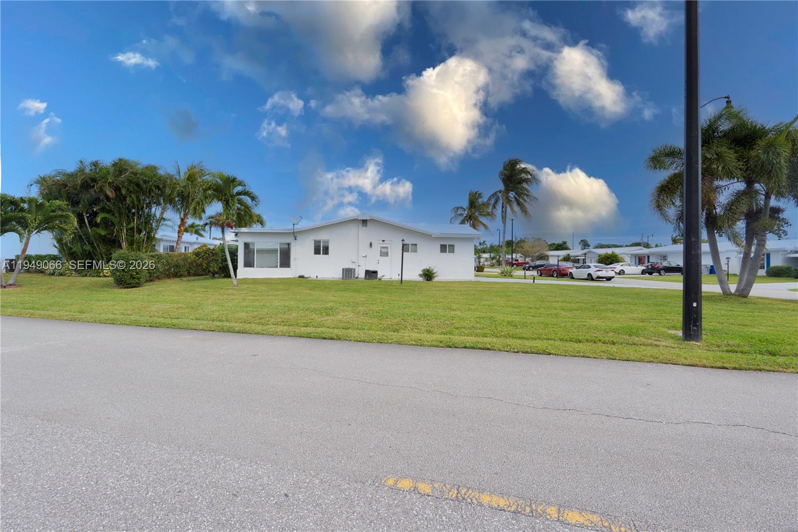 131 NW 31st Ct Pompano Beach, FL 33064