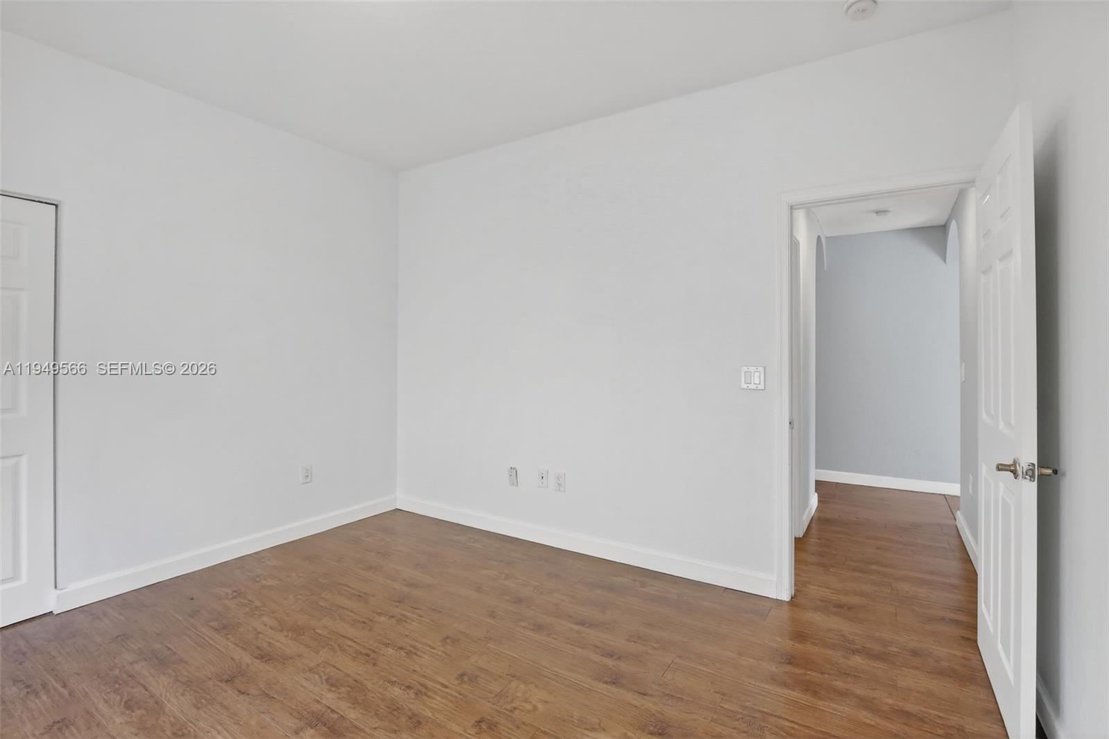 2216 NW 72nd Ter Pembroke Pines, FL 33024