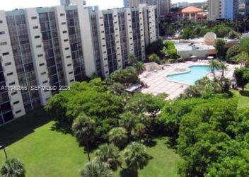 16919 Bay Rd #414 Sunny Isles Beach, FL 33160