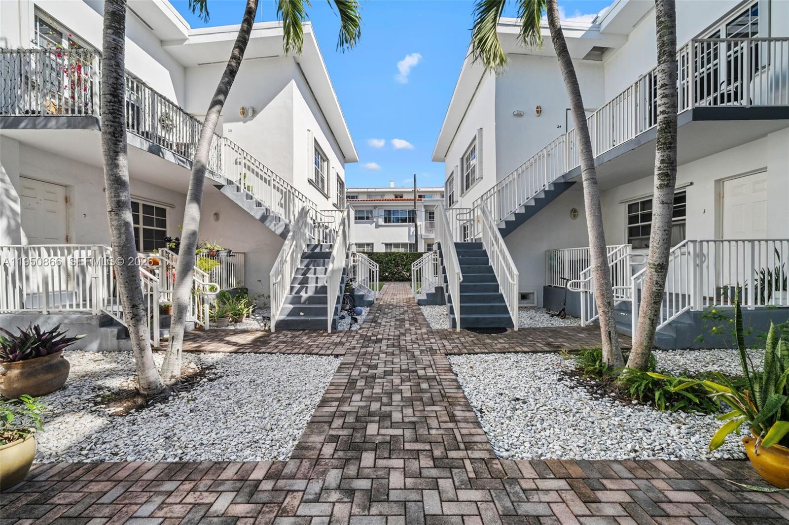 9725 Bay Hbr Ter #24 Bay Harbor Islands, FL 33154