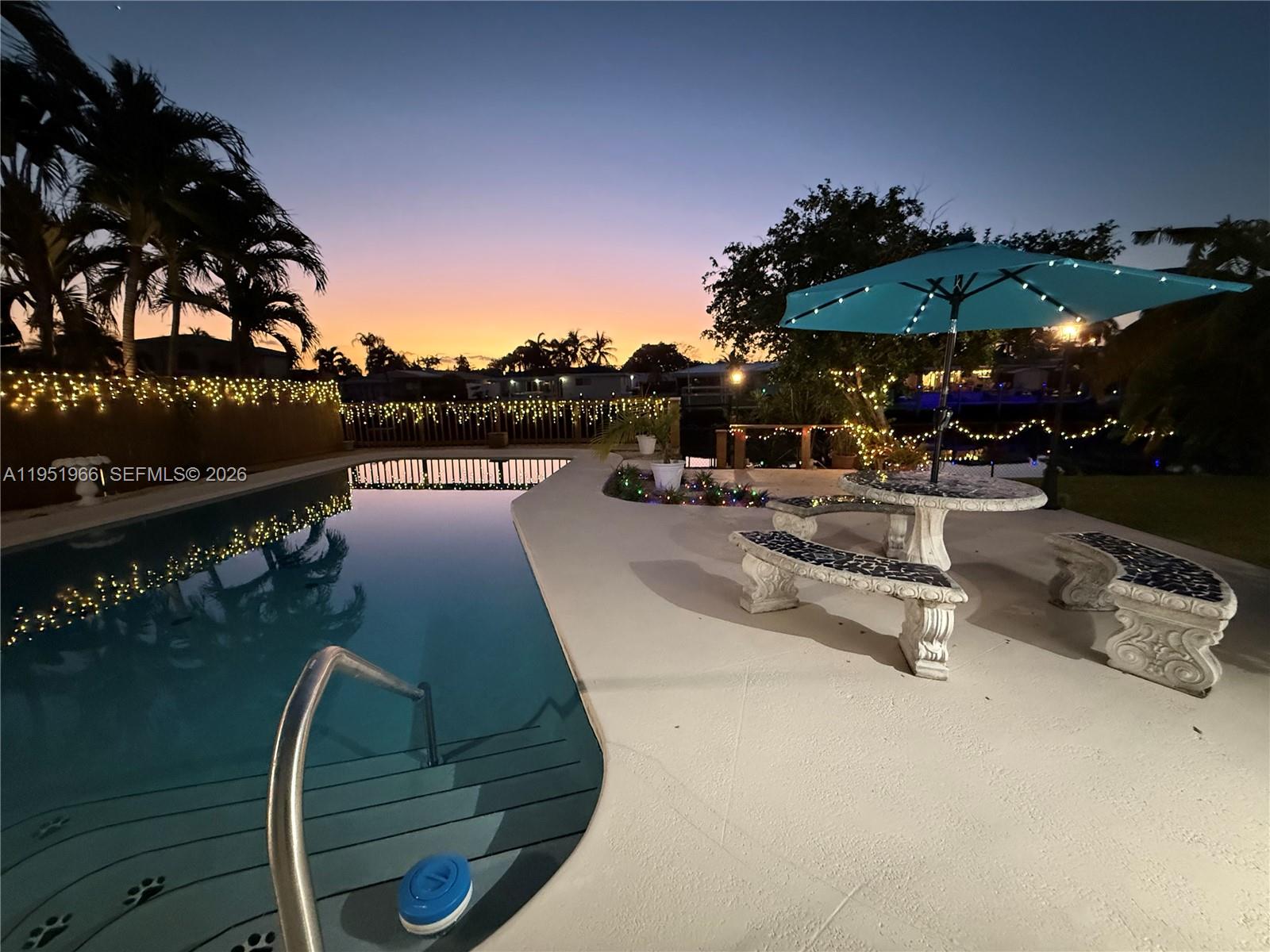 411 SE 6th Ave Pompano Beach, FL 33060