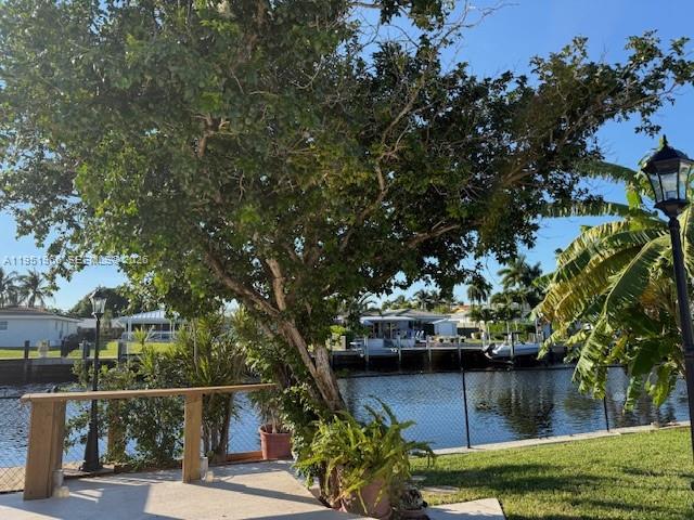 411 SE 6th Ave Pompano Beach, FL 33060