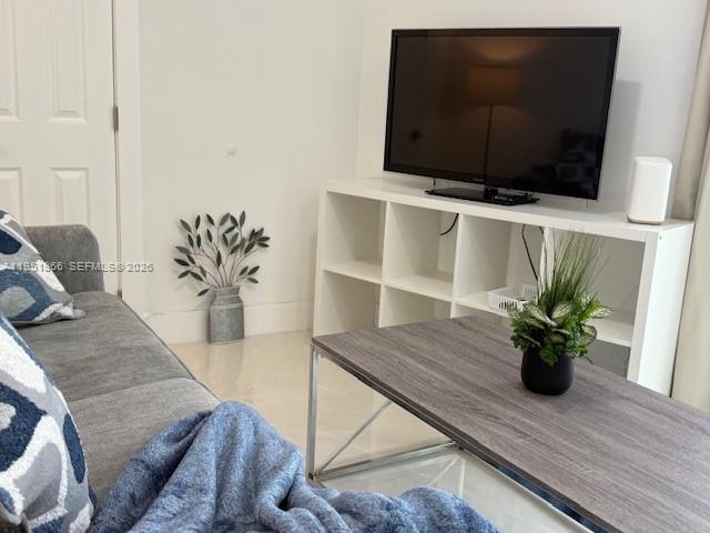 411 SE 6th Ave Pompano Beach, FL 33060