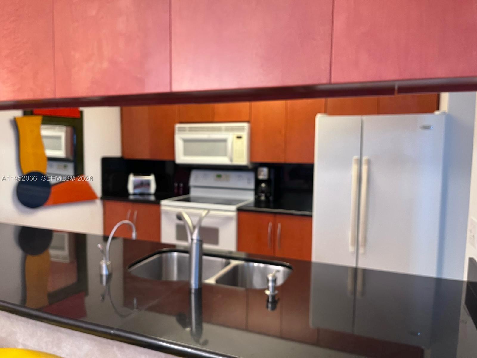 1200 Brickell Bay Dr #3921 Miami, FL 33131