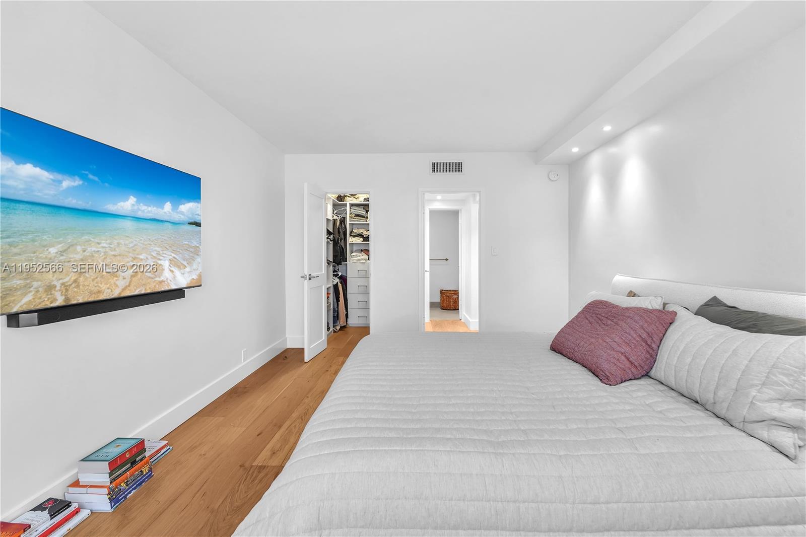 1000 West Ave #408 Miami Beach, FL 33139