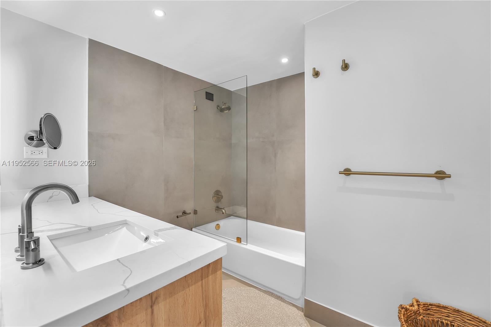 1000 West Ave #408 Miami Beach, FL 33139