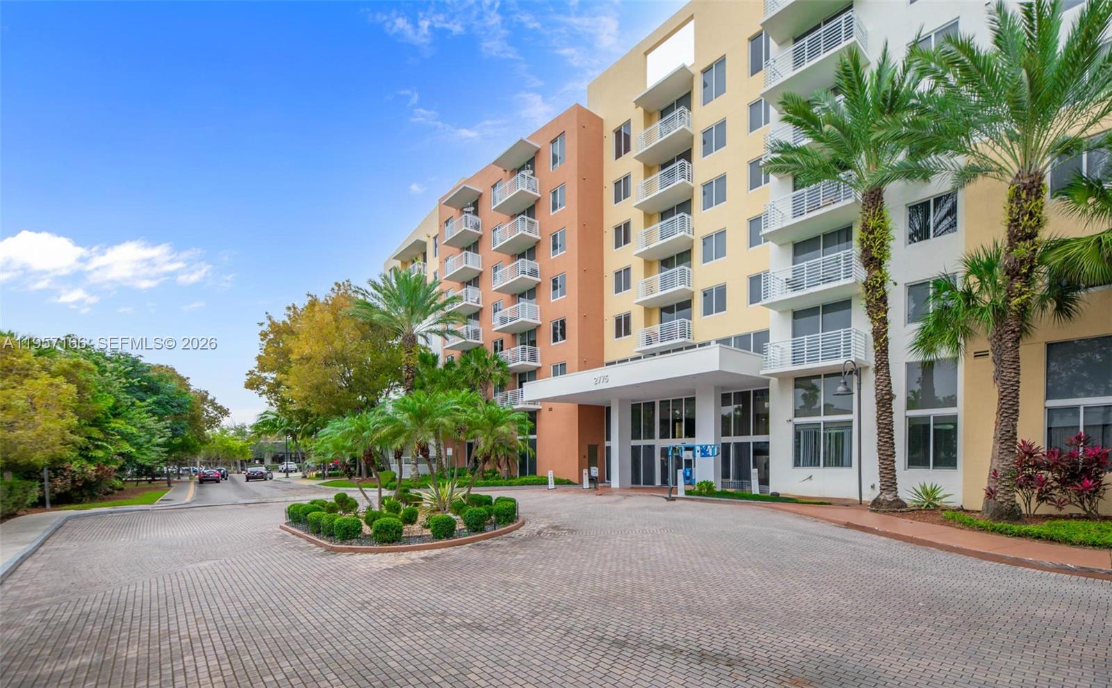 image The Venture at Aventura1