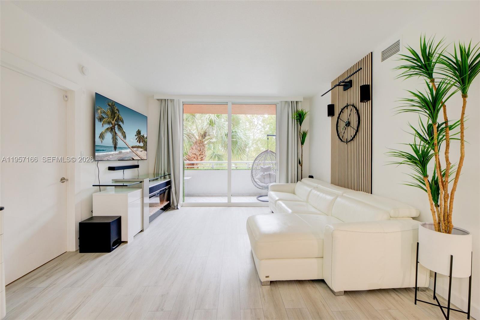 image The Venture at Aventura5