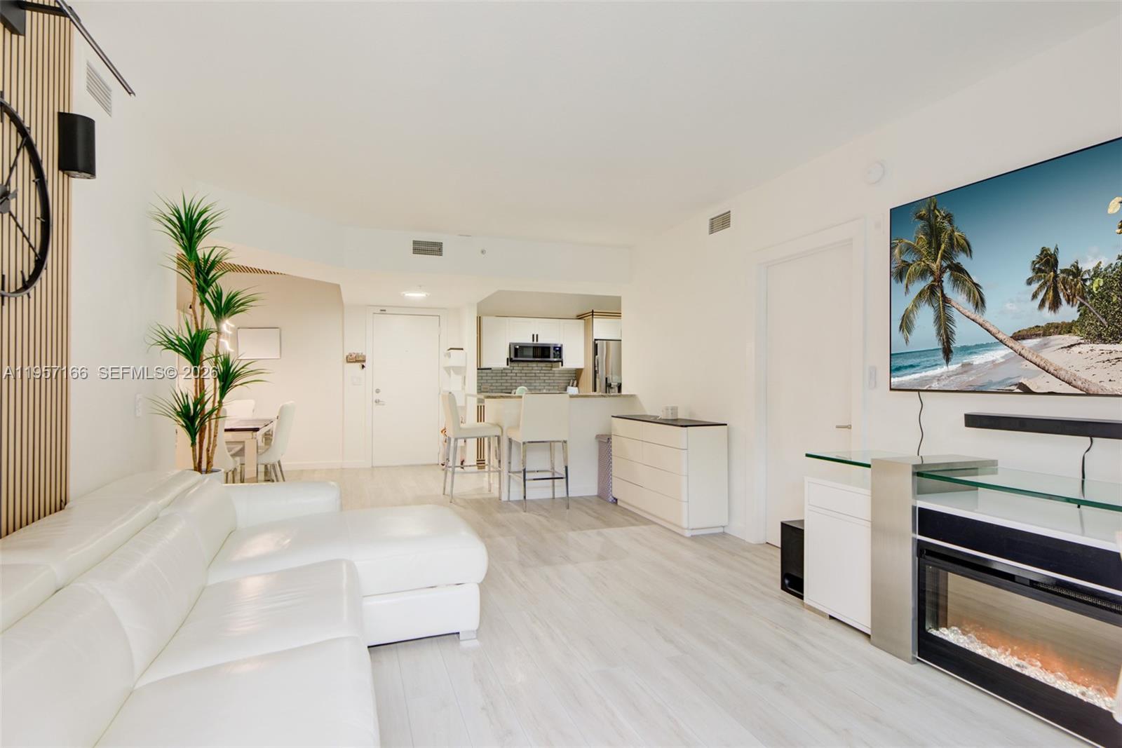 image The Venture at Aventura8