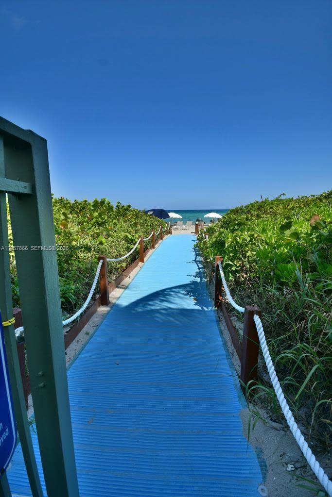 image 2080 Ocean Drive20