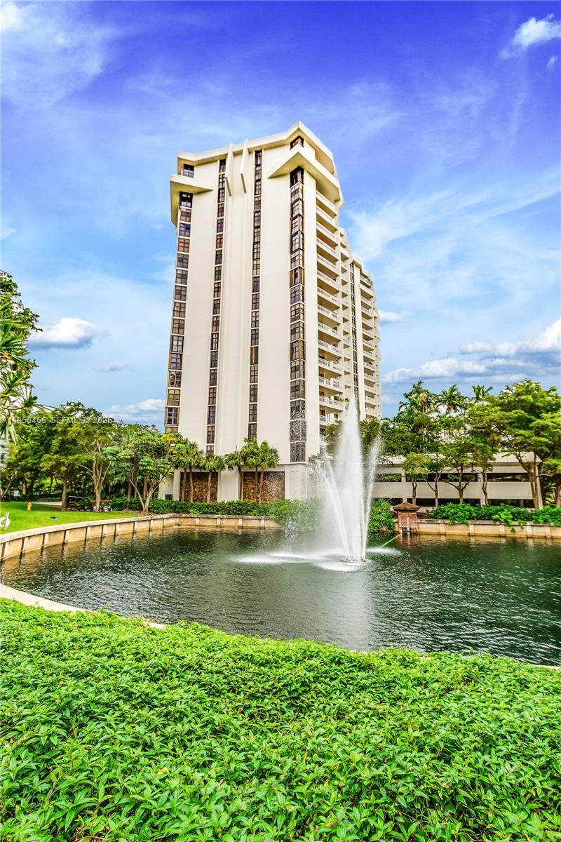 1000 Quayside Ter #506 Miami, FL 33138