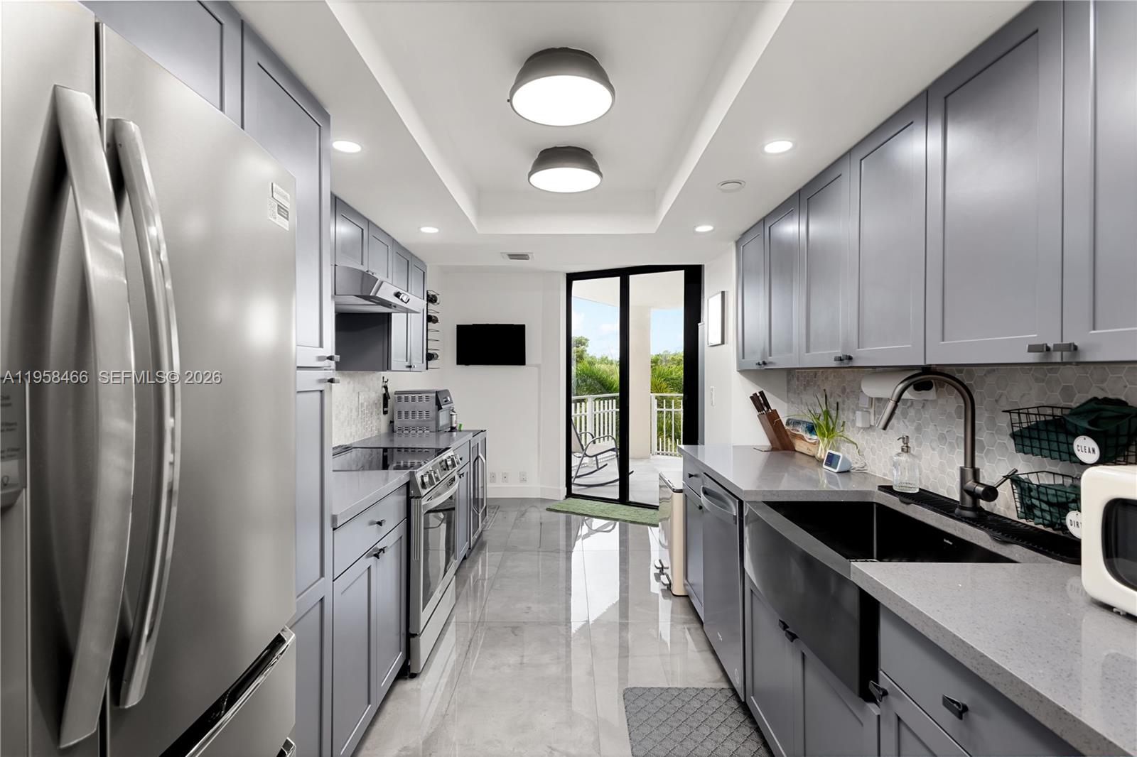 1000 Quayside Ter #506 Miami, FL 33138