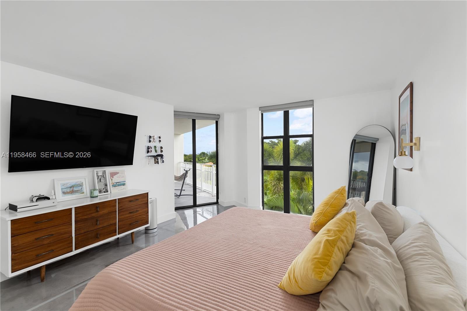 1000 Quayside Ter #506 Miami, FL 33138