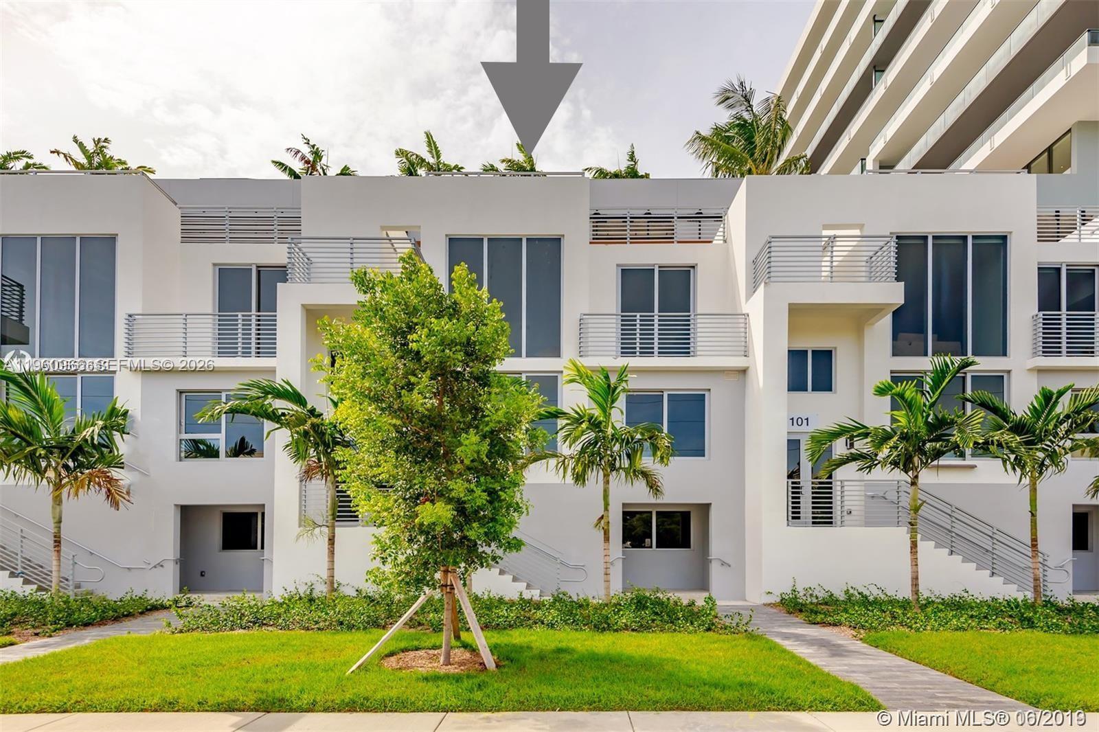 2960 NE 207th St #TS-102